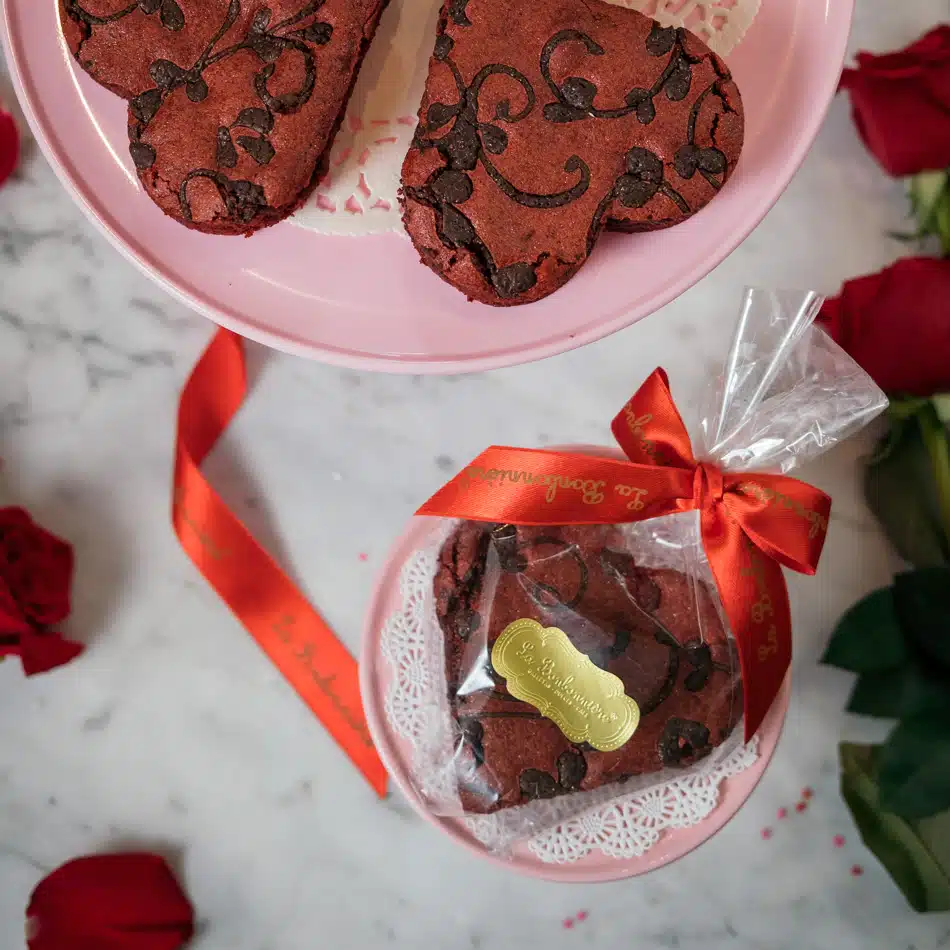 Red Velvet Brownie Corazón - Imagen 2